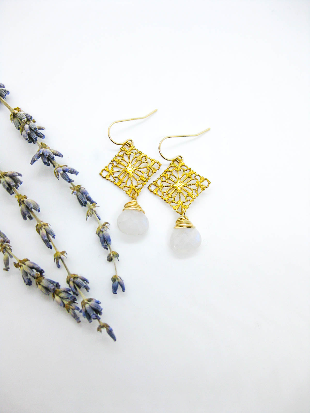 Lotus: Moonstone Earrings - e668