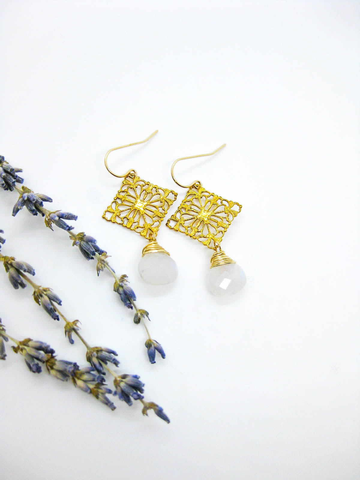 Lotus: Moonstone Earrings - e668