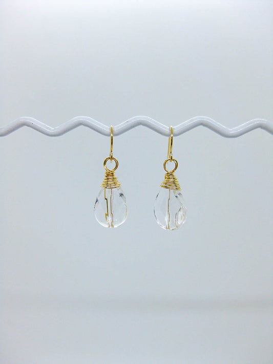 Chamomile: Quartz Earrings - e676