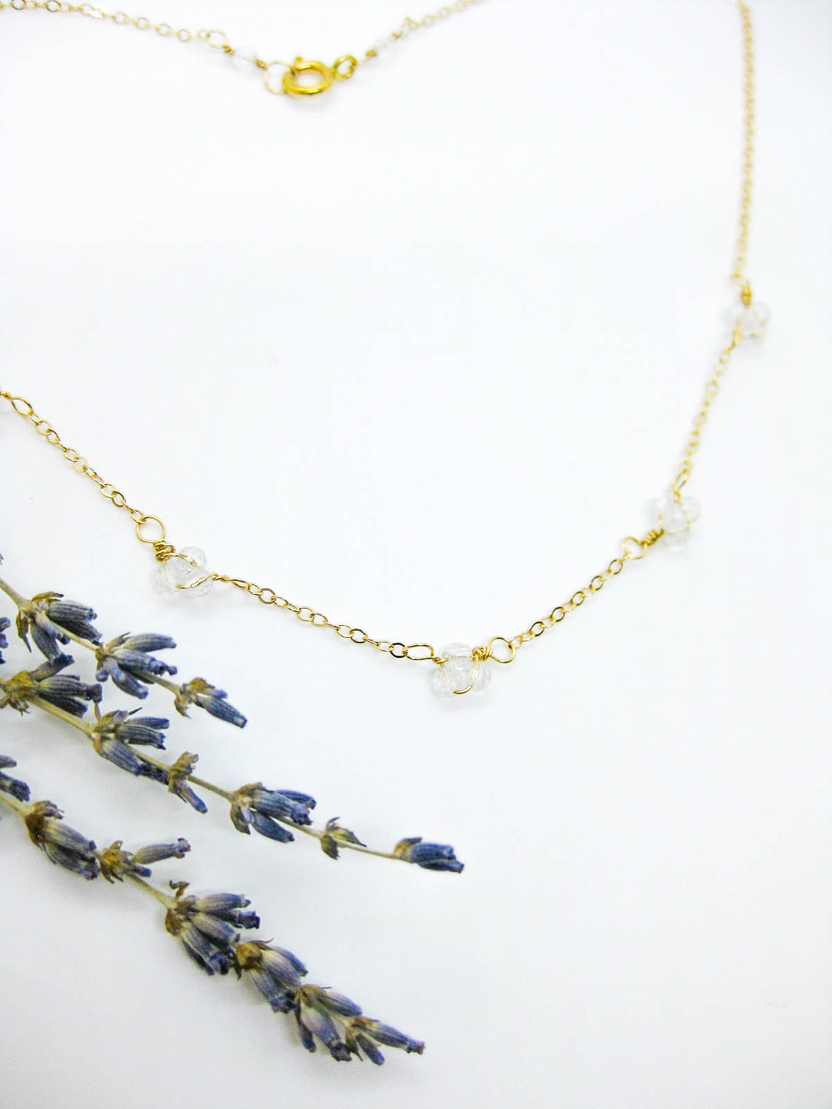 Hyacinth: Quartz Choker - n567