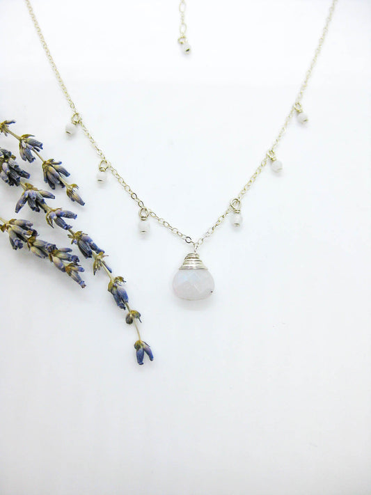 Chamomile: Moonstone Necklace - n570