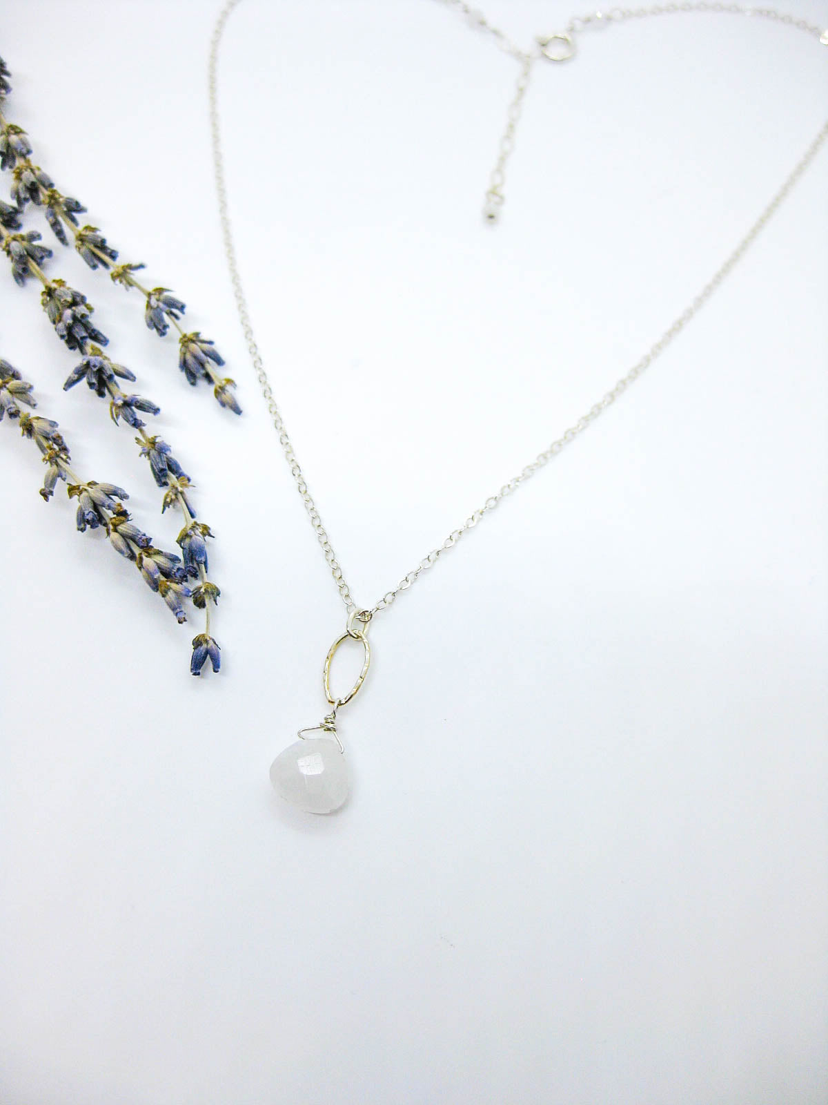 Chrysanthe: Moonstone Necklace - n575