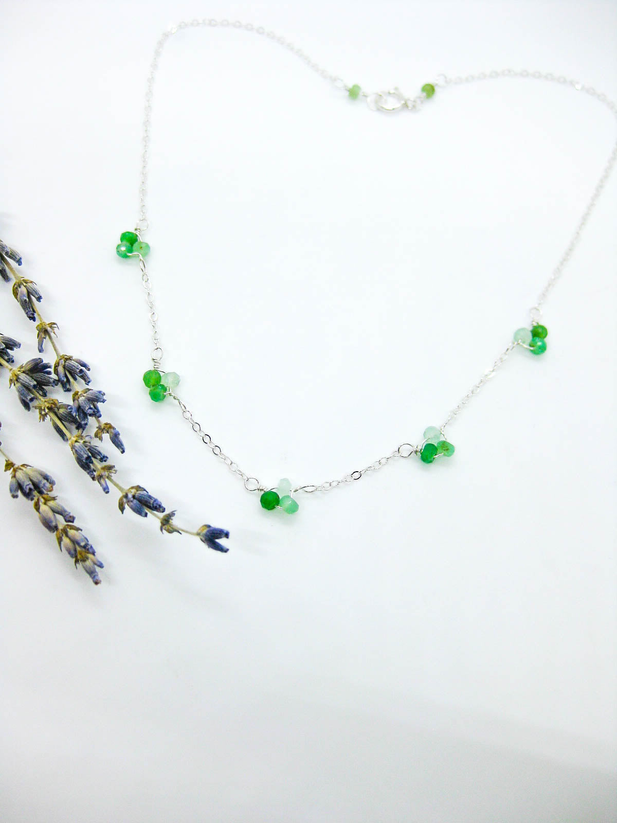 Hyacinth: Chrysoprase Choker - n577