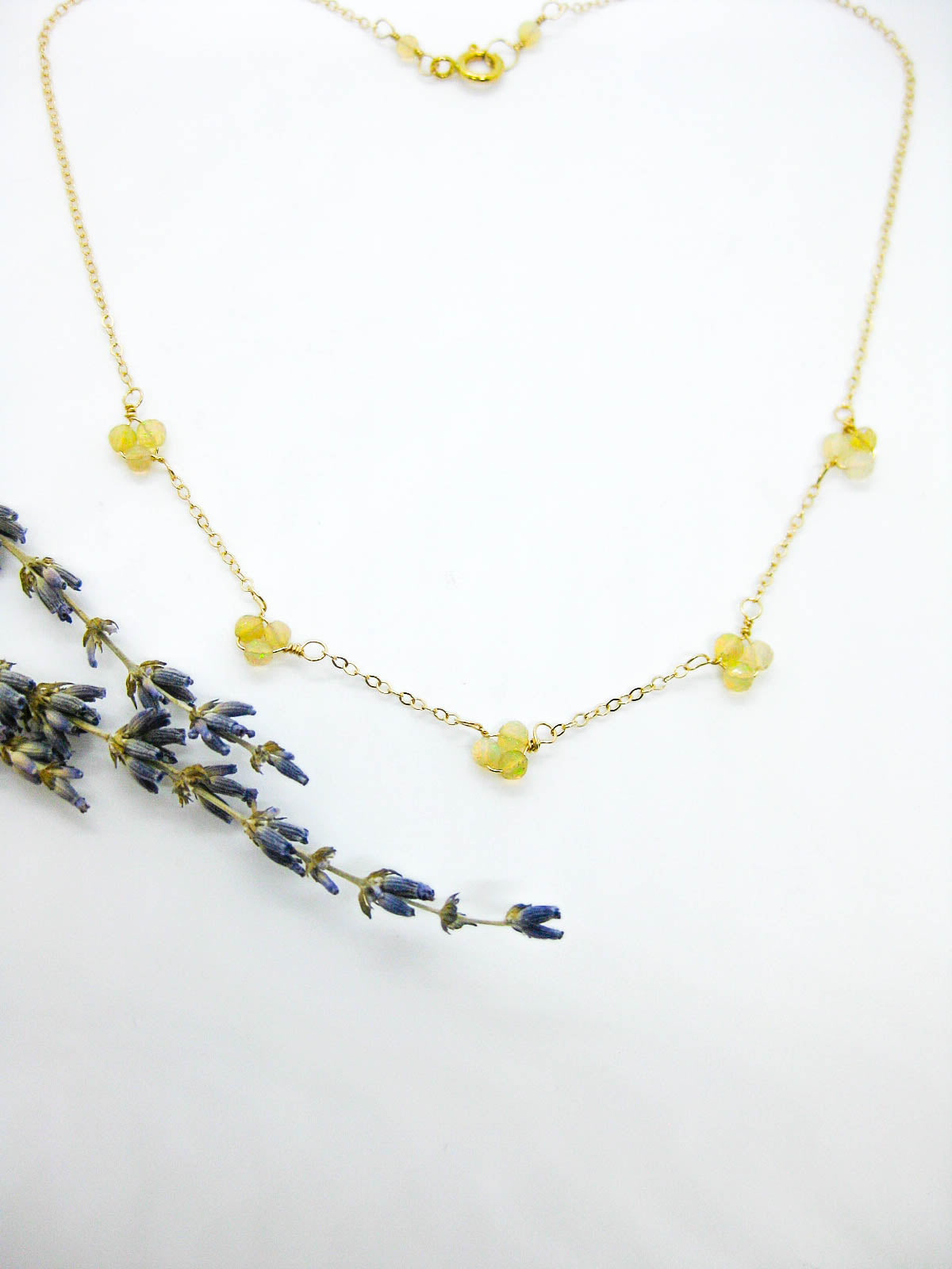 Hyacinth: Opal Choker - n578