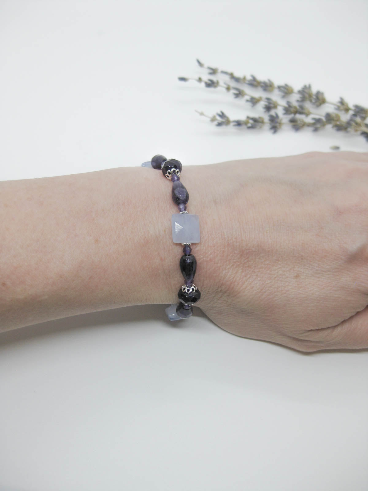 Tulip: Amethyst Blue Lace Agate Bracelet - b346