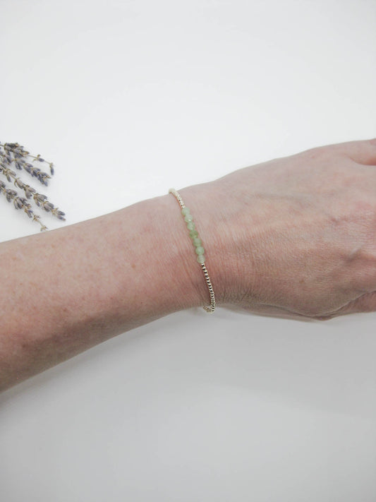 Violet: Jade Stretch Bracelet - b383