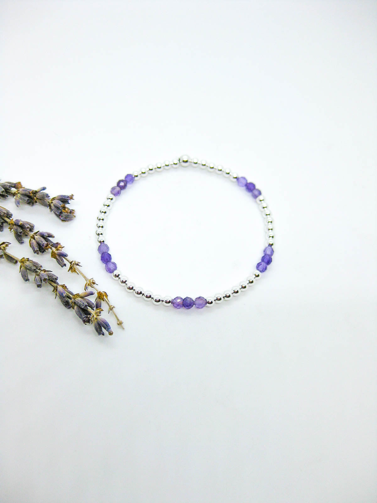 Juniper: Amethyst Stretch Bracelet - b397