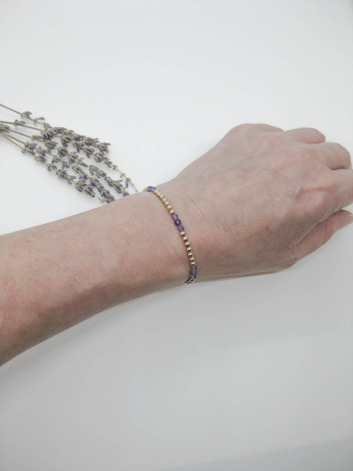 Juniper: Amethyst Stretch Bracelet - b397