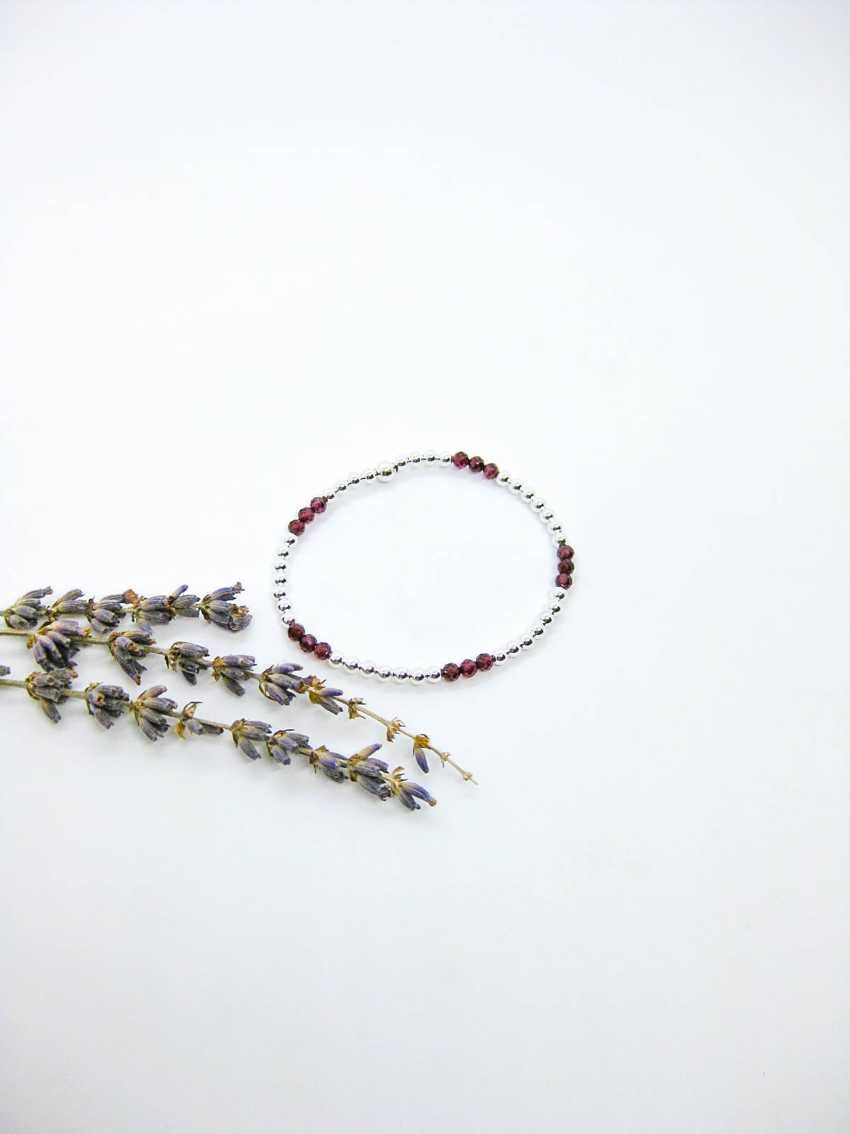 Juniper: Garnet Stretch Bracelet - b400