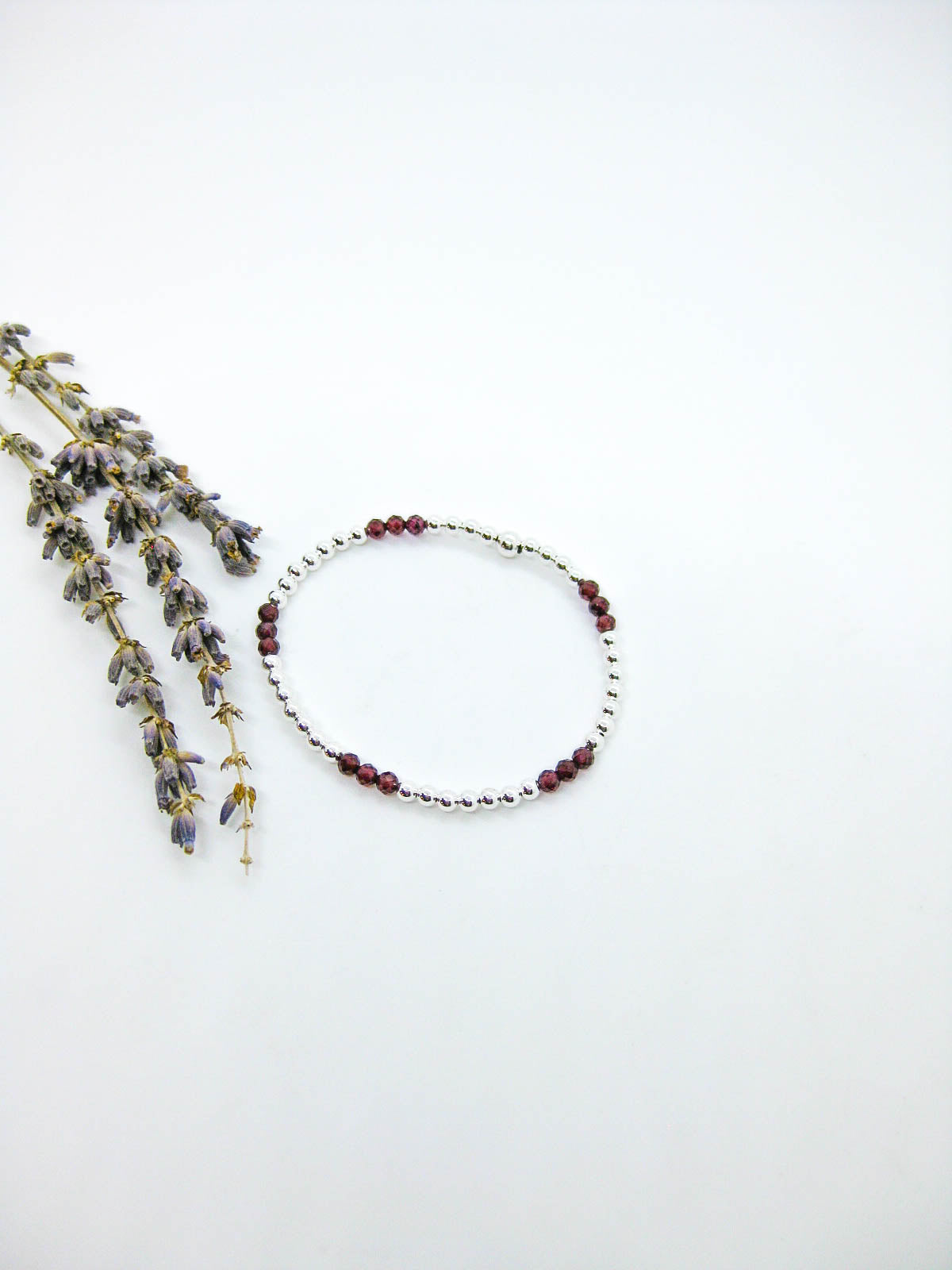Juniper: Garnet Stretch Bracelet - b400