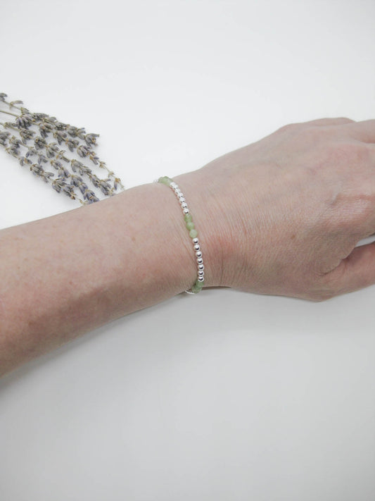 Juniper: Jade Stretch Bracelet - b401