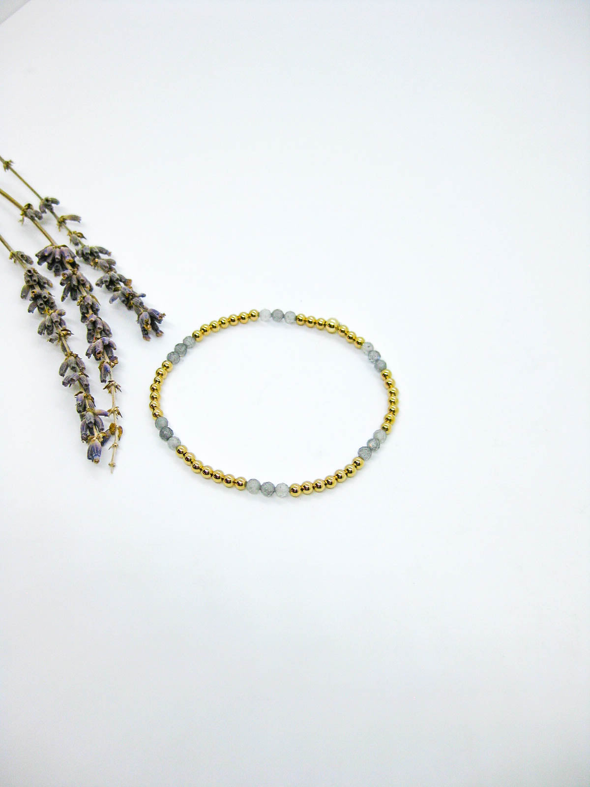 Juniper: Labradorite Stretch Bracelet - b402