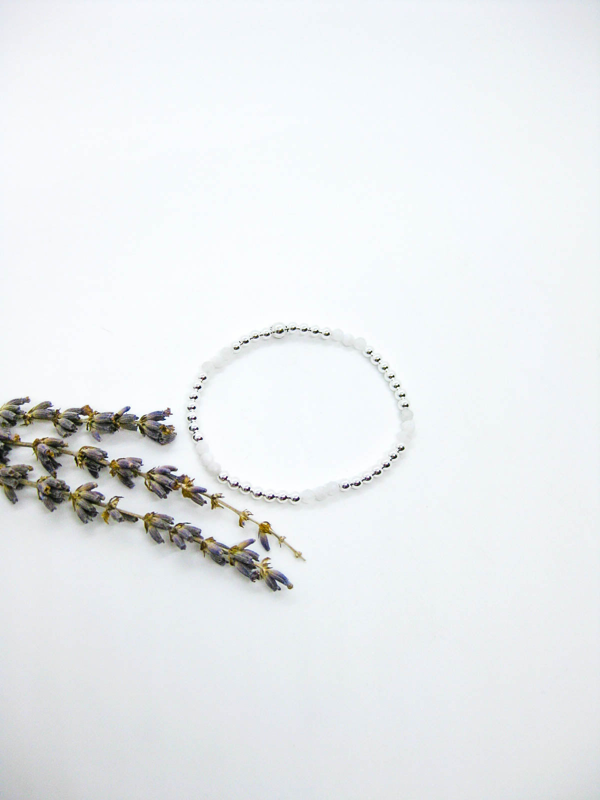 Juniper: Moonstone Stretch Bracelet - b404