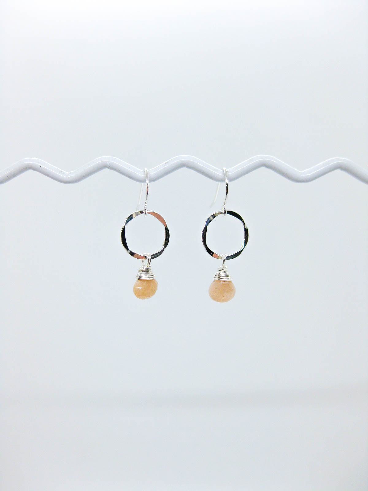 Daisy: Peach Moonstone Earrings - e727