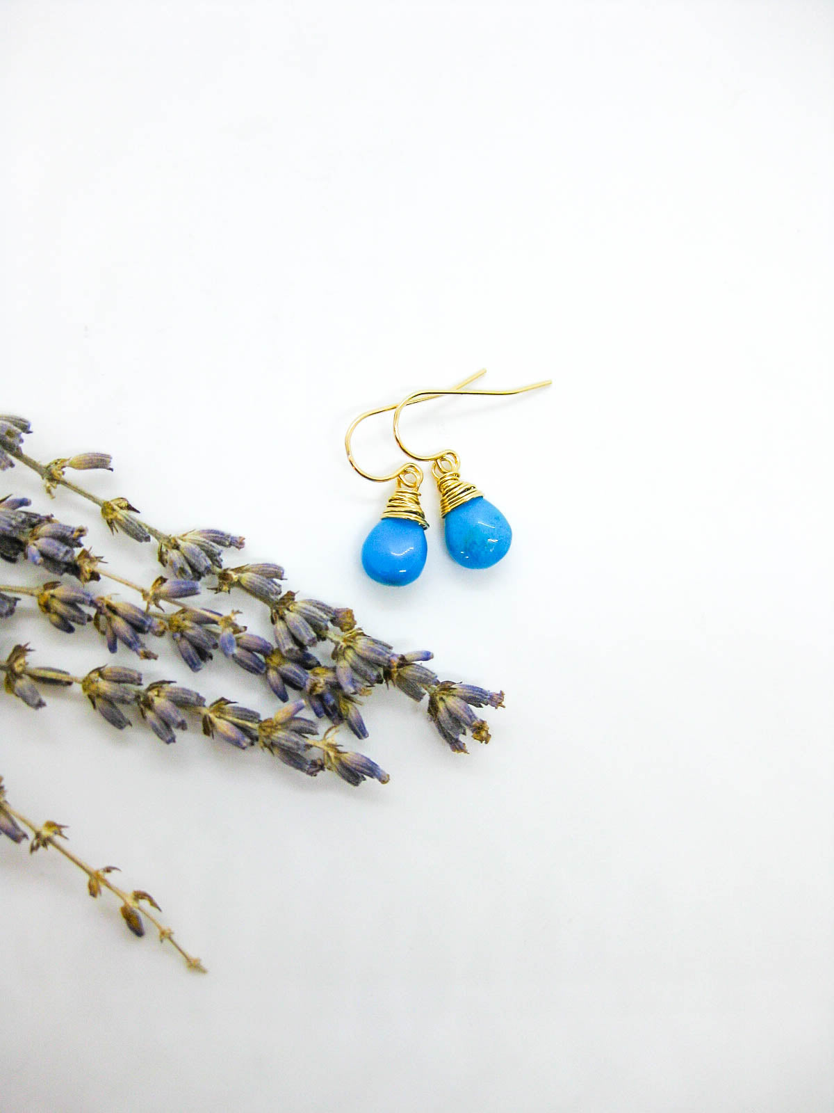 Chamomile: Blue Turquoise Earrings - e746