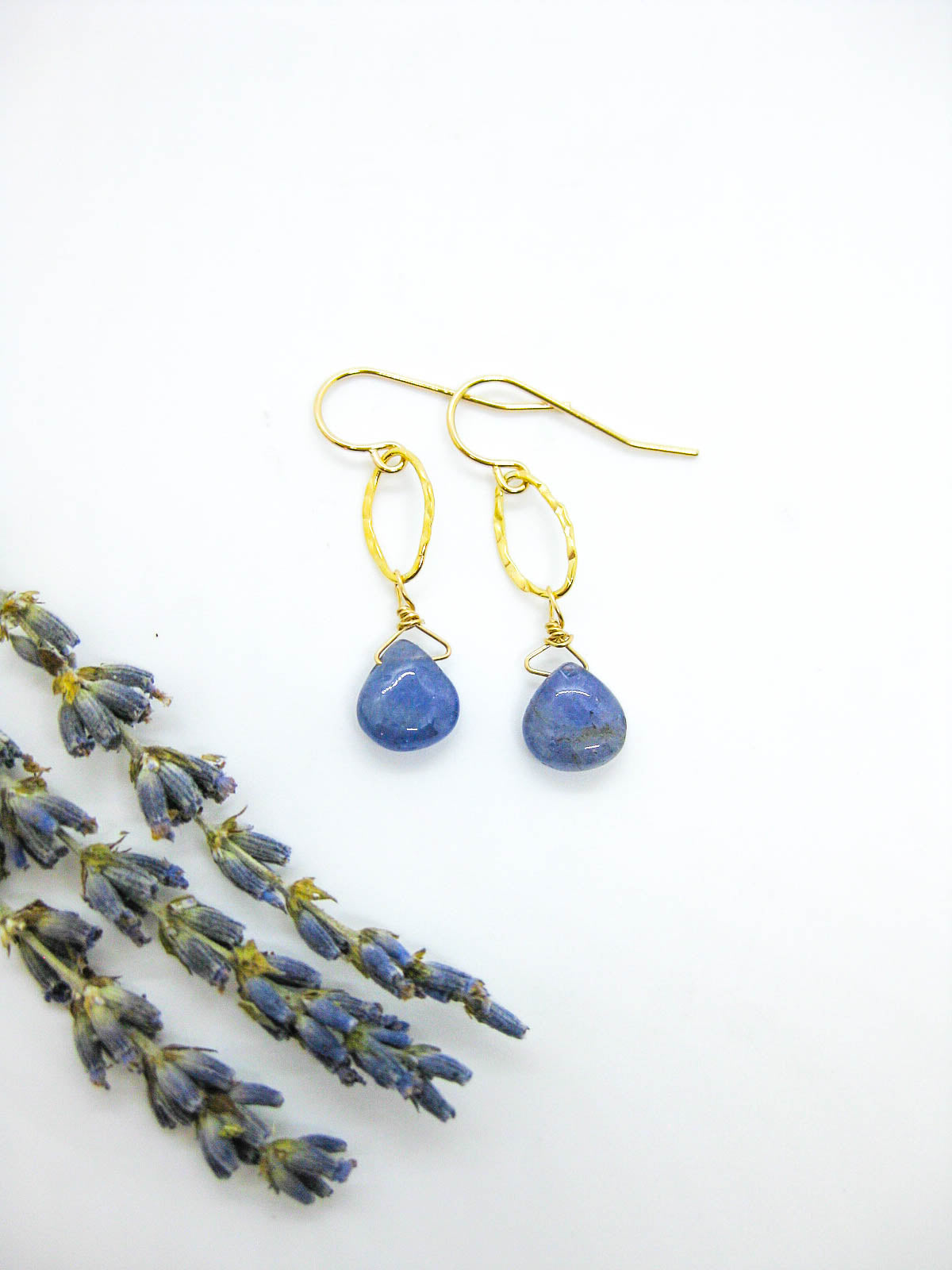 Chrysanthe: Tanzanite Earrings - e755