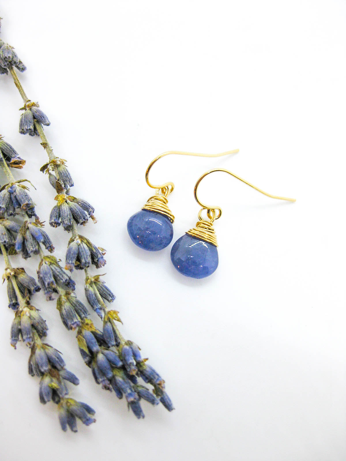 Chamomile: Tanzanite Earrings - e757