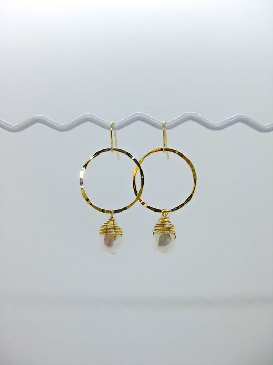 Iris: Pearl Earrings