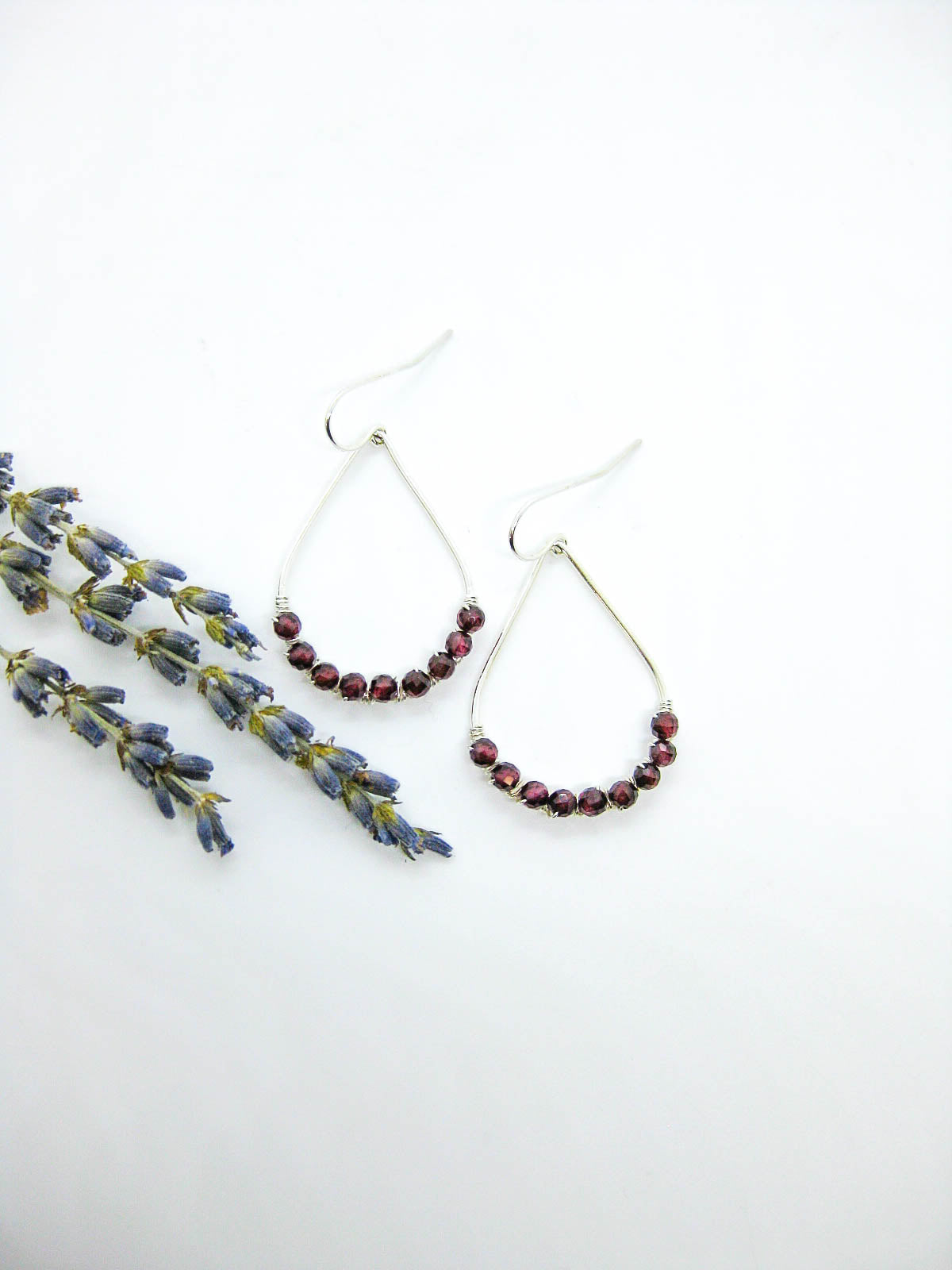Bluebell: Garnet Earrings - e798