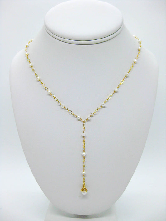 Daffodil: Pearl Drop Necklace