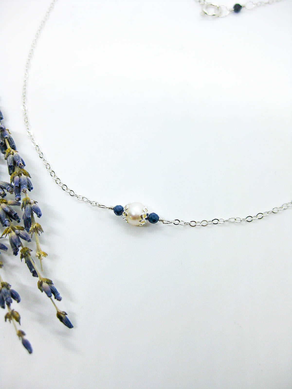 Heather: Sapphire Pearl Choker - n594