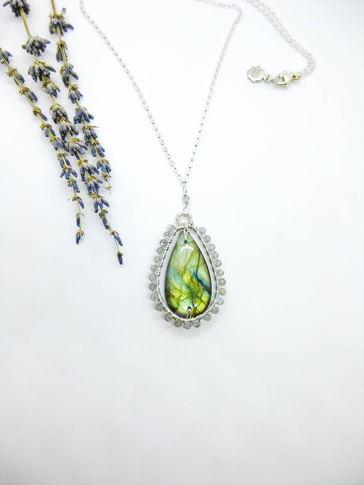 Peony: Labradorite 22" Necklace - n603oak