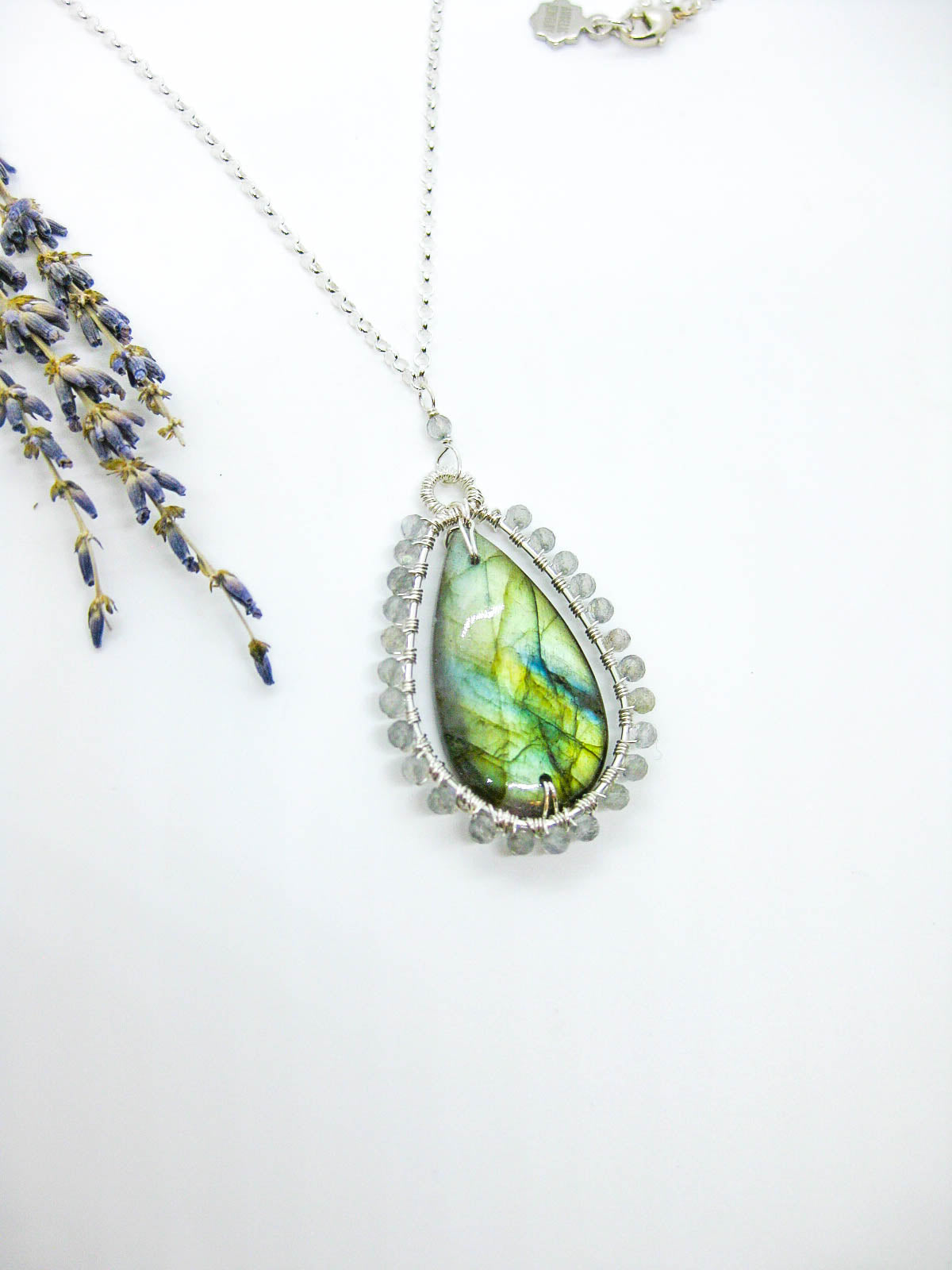 Peony: Labradorite 22" Necklace - n603oak