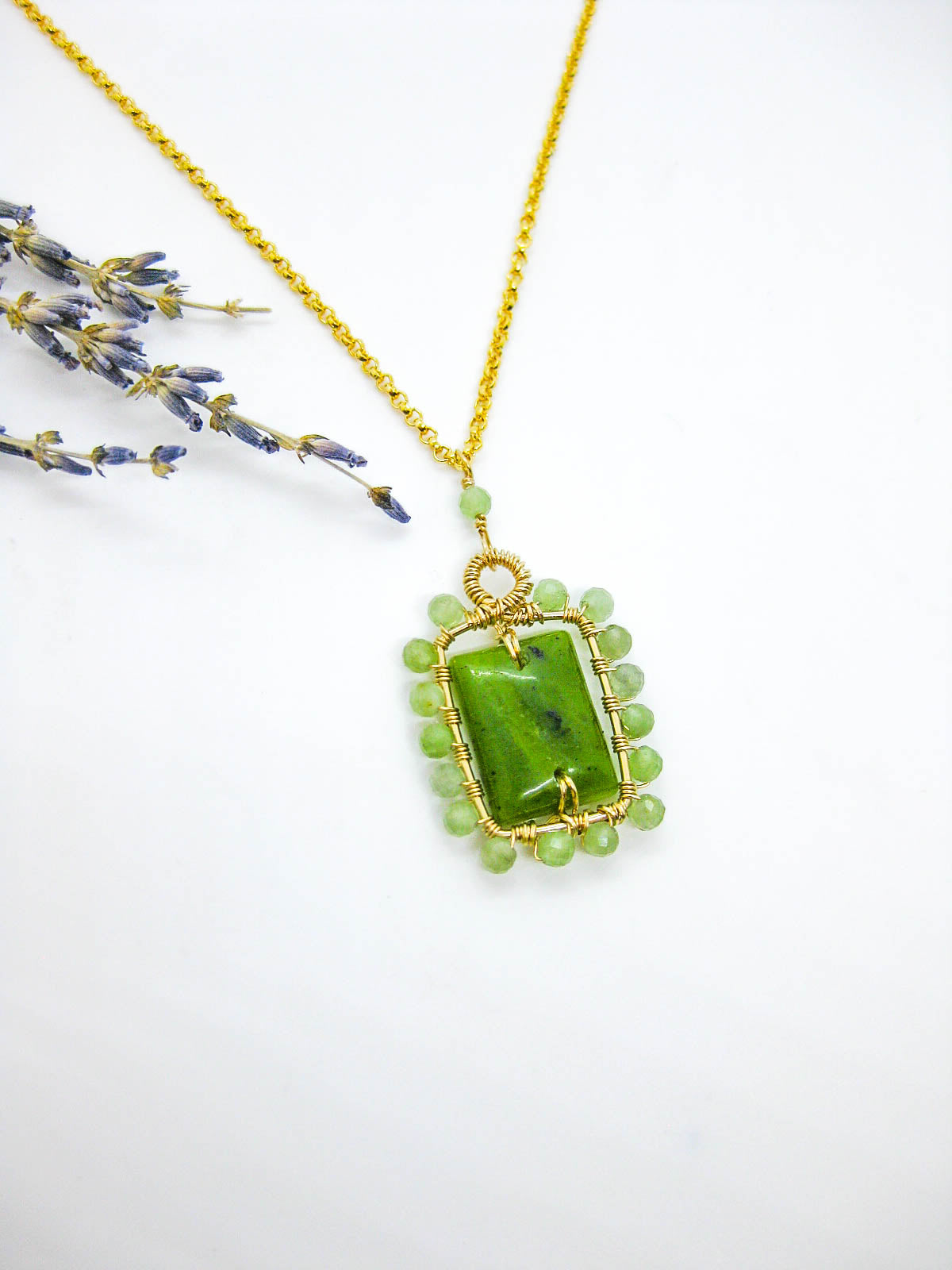 Peony: Jade Necklace - n608oak