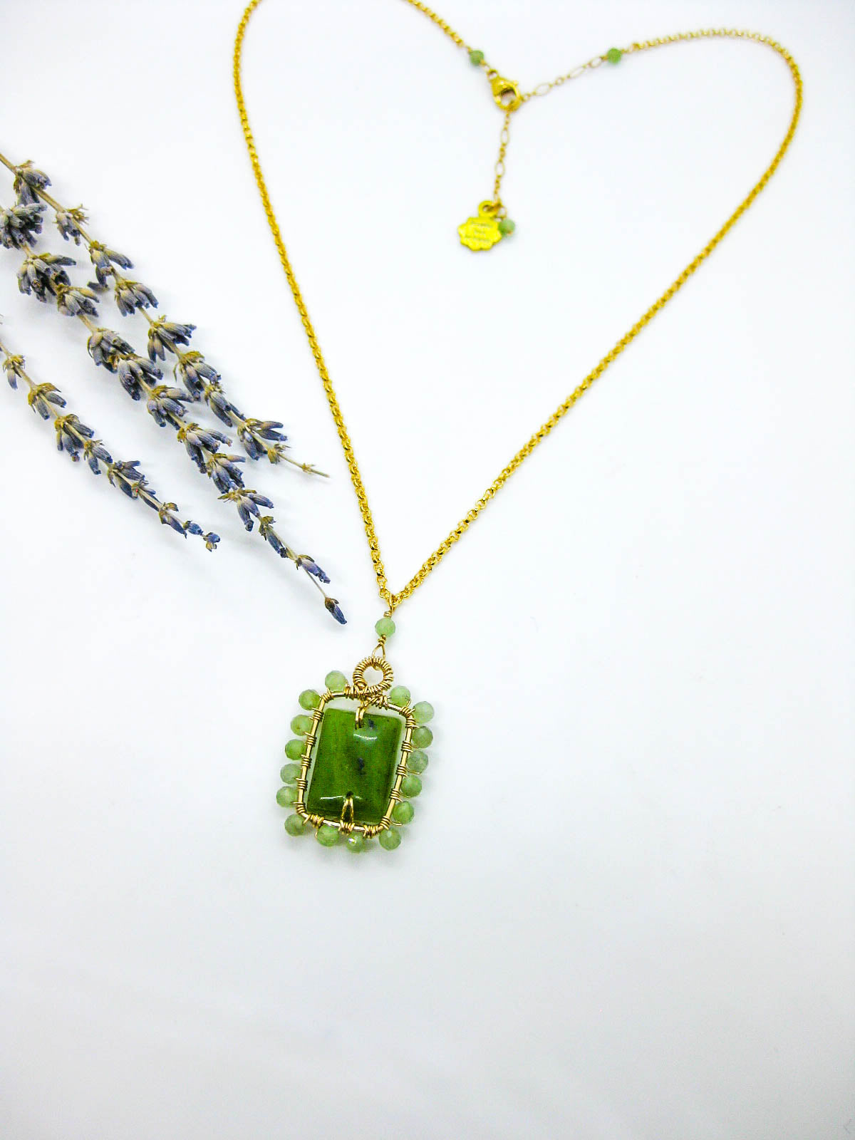 Peony: Jade Necklace - n608oak