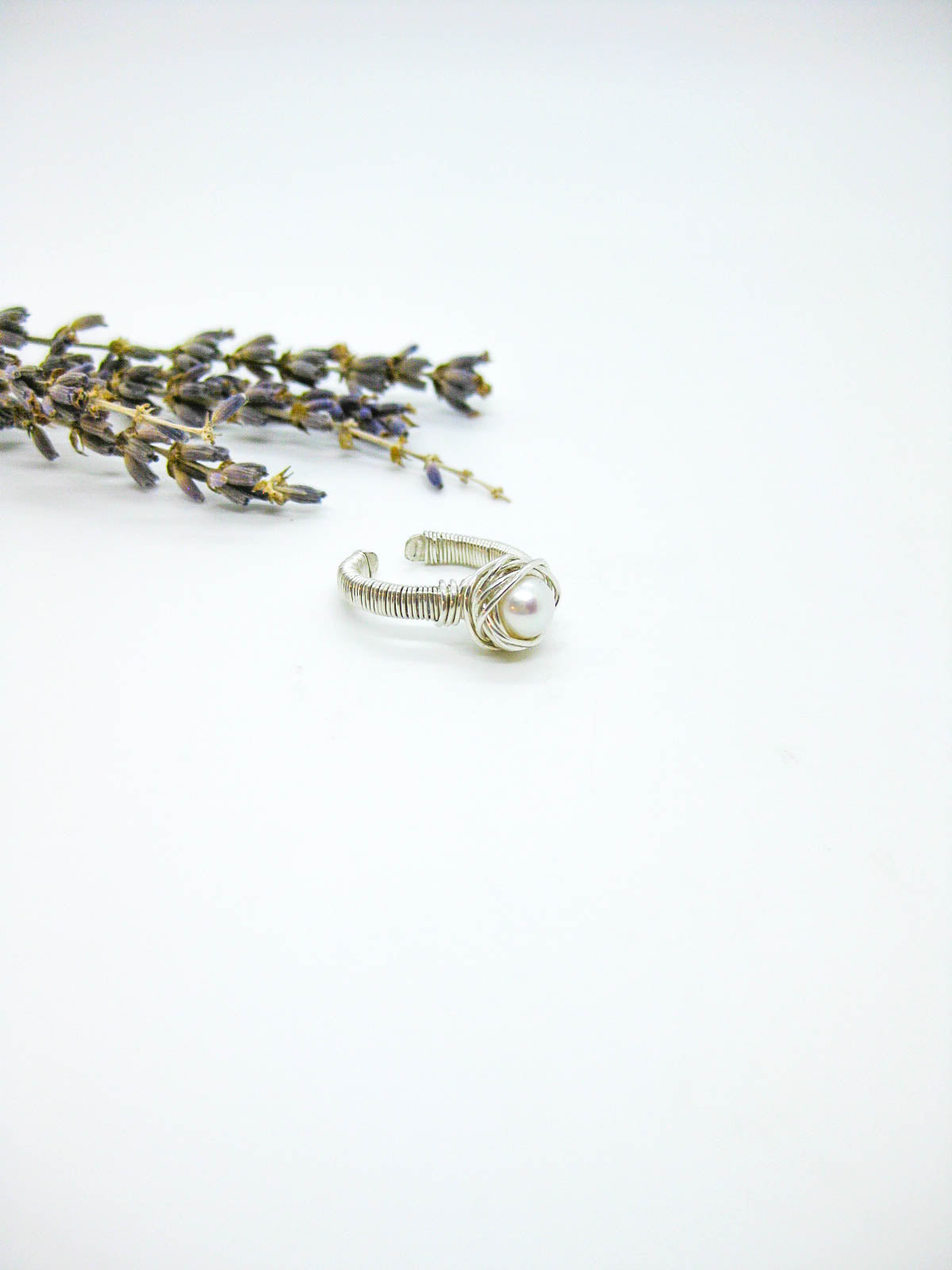Tulip: Pearl Ring