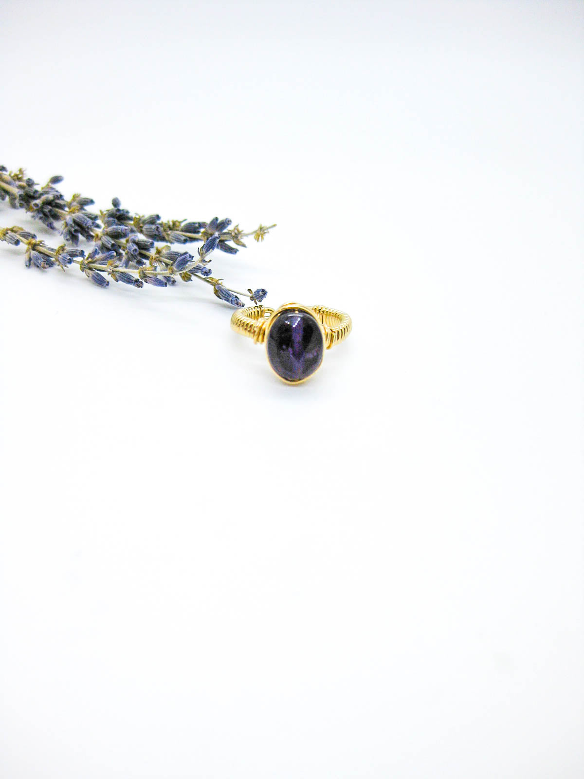 Aster: Amethyst Ring - r44