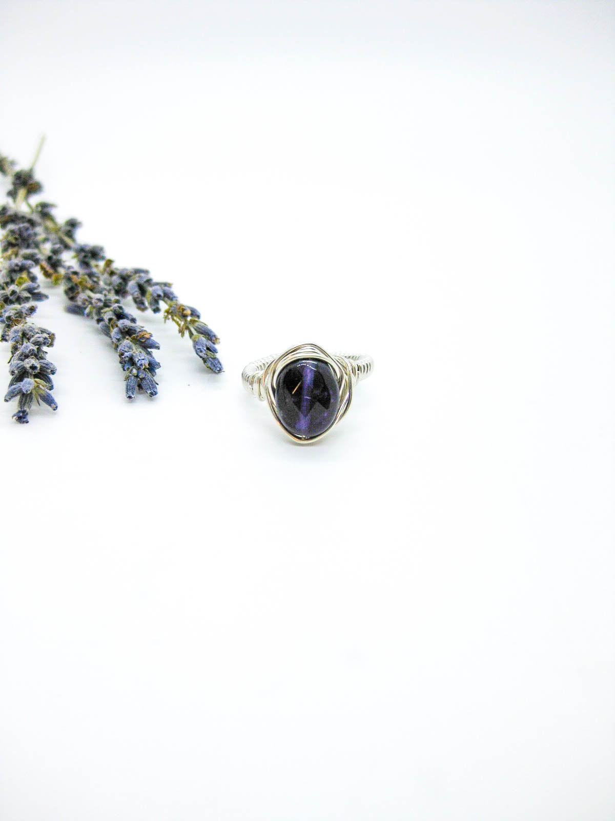 Aster: Amethyst Ring - r44