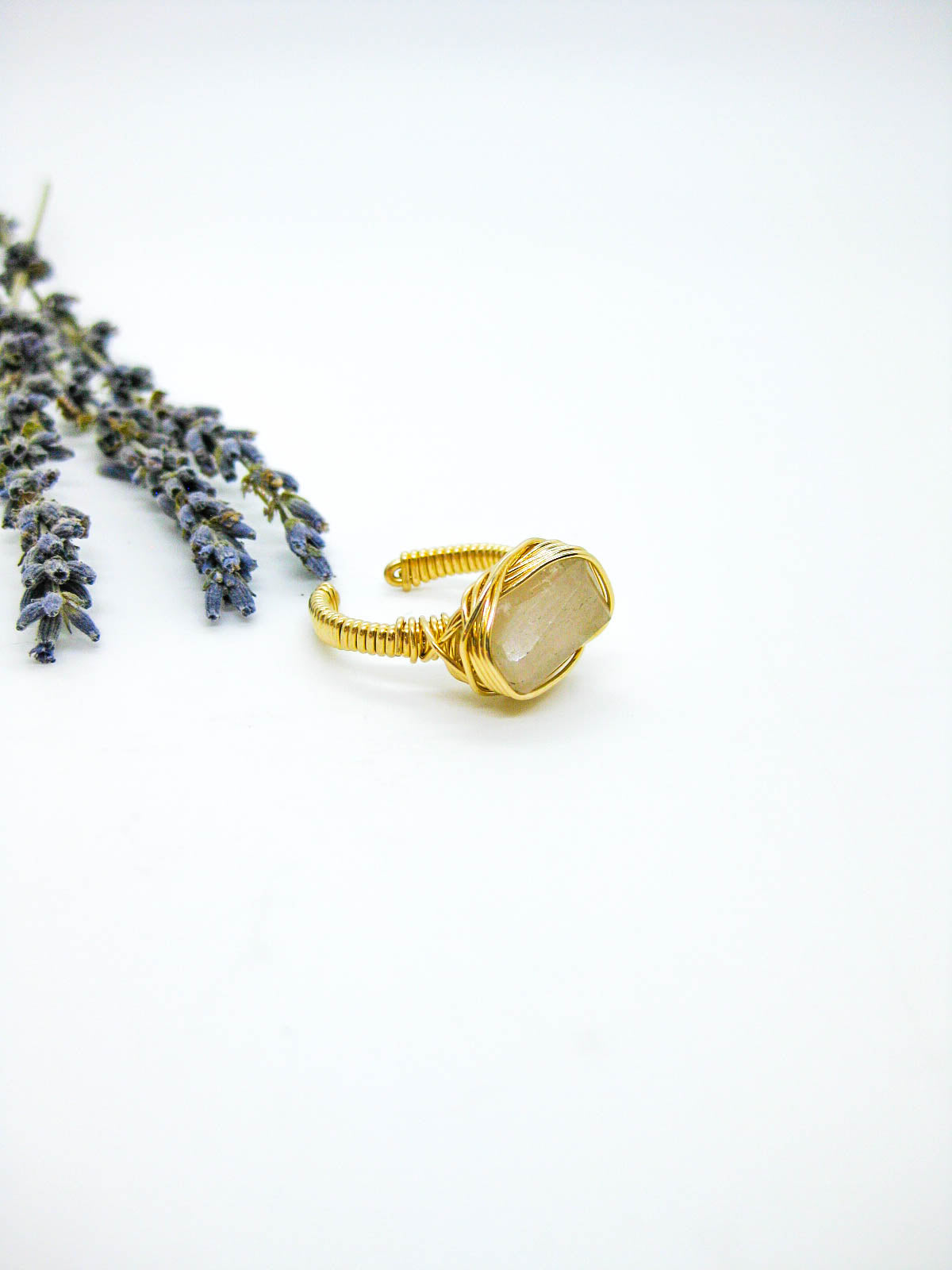 Calla : Rose Quartz Ring - r49