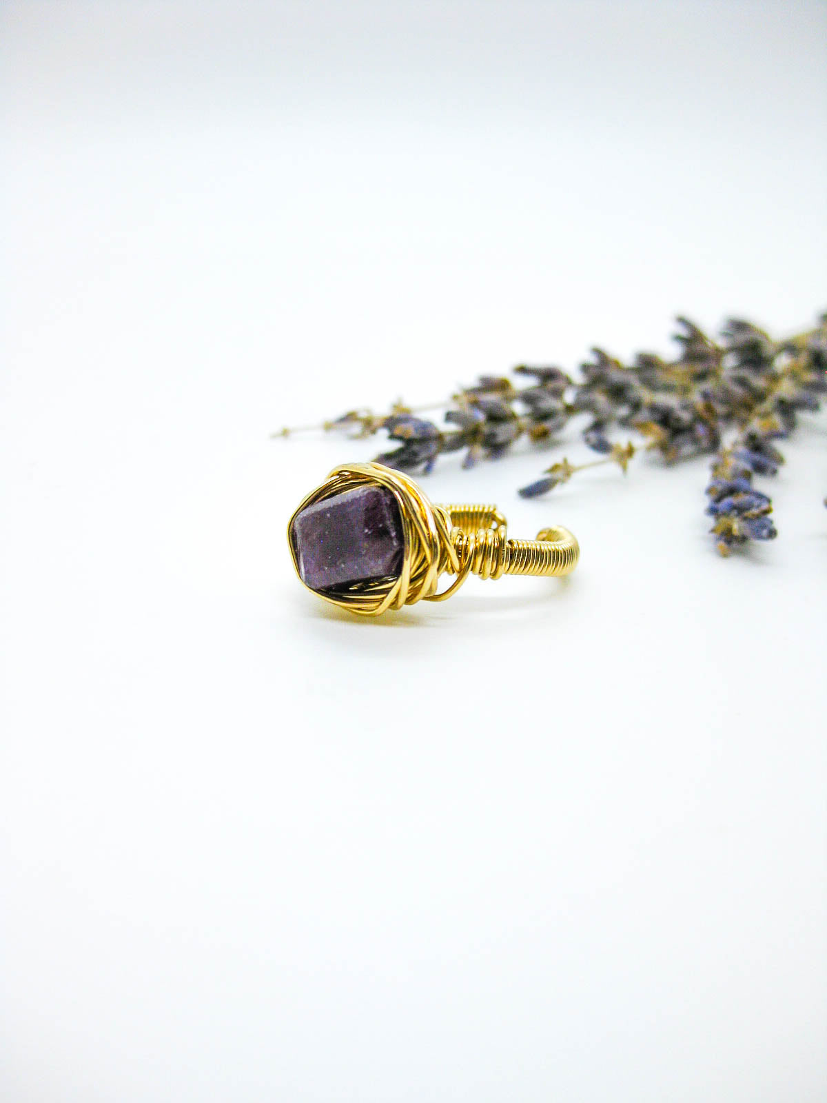 Calla : Ruby Ring - r94