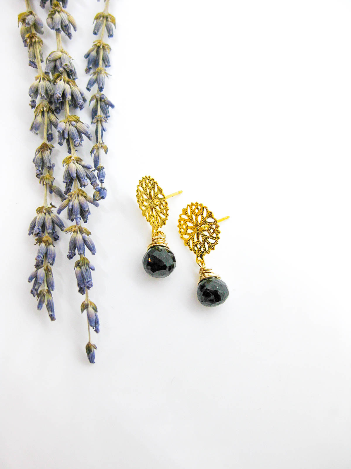 Jonquil: Black Spinel Earrings - e636