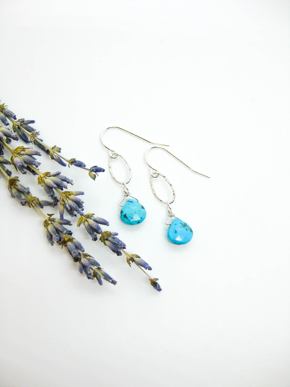 Chrysanthe: Turquoise Earrings - e659