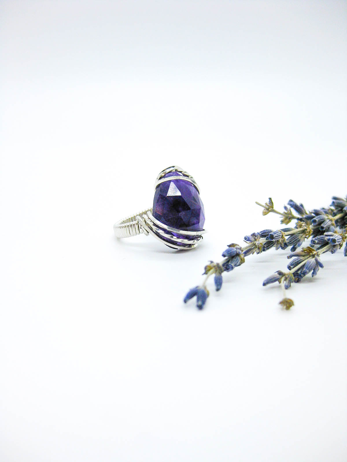 Azalea: Amethyst Ring R22oak