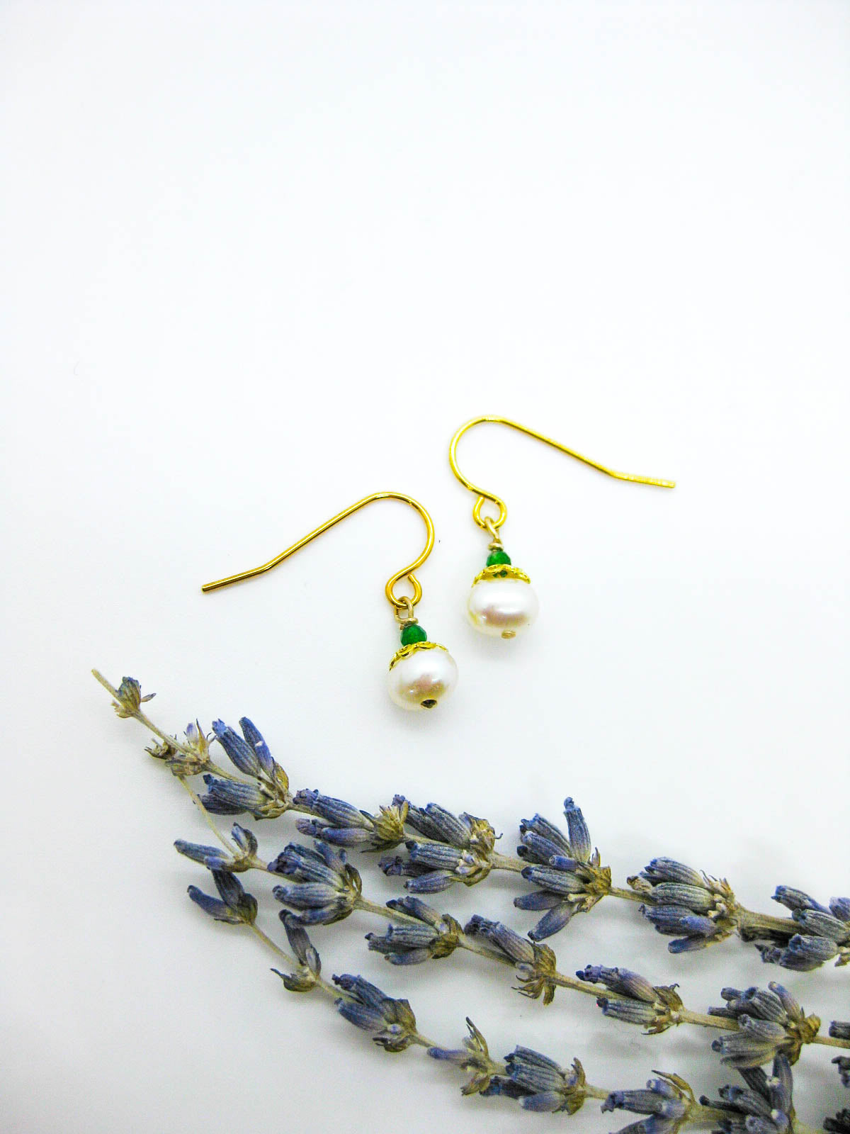 Heather: Jade Pearl Earrings - e598