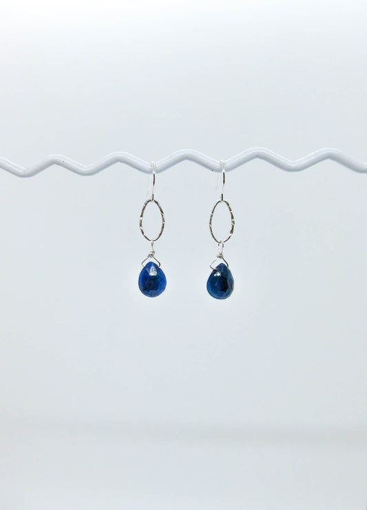 Chrysanthe: Sapphire Earrings - e635