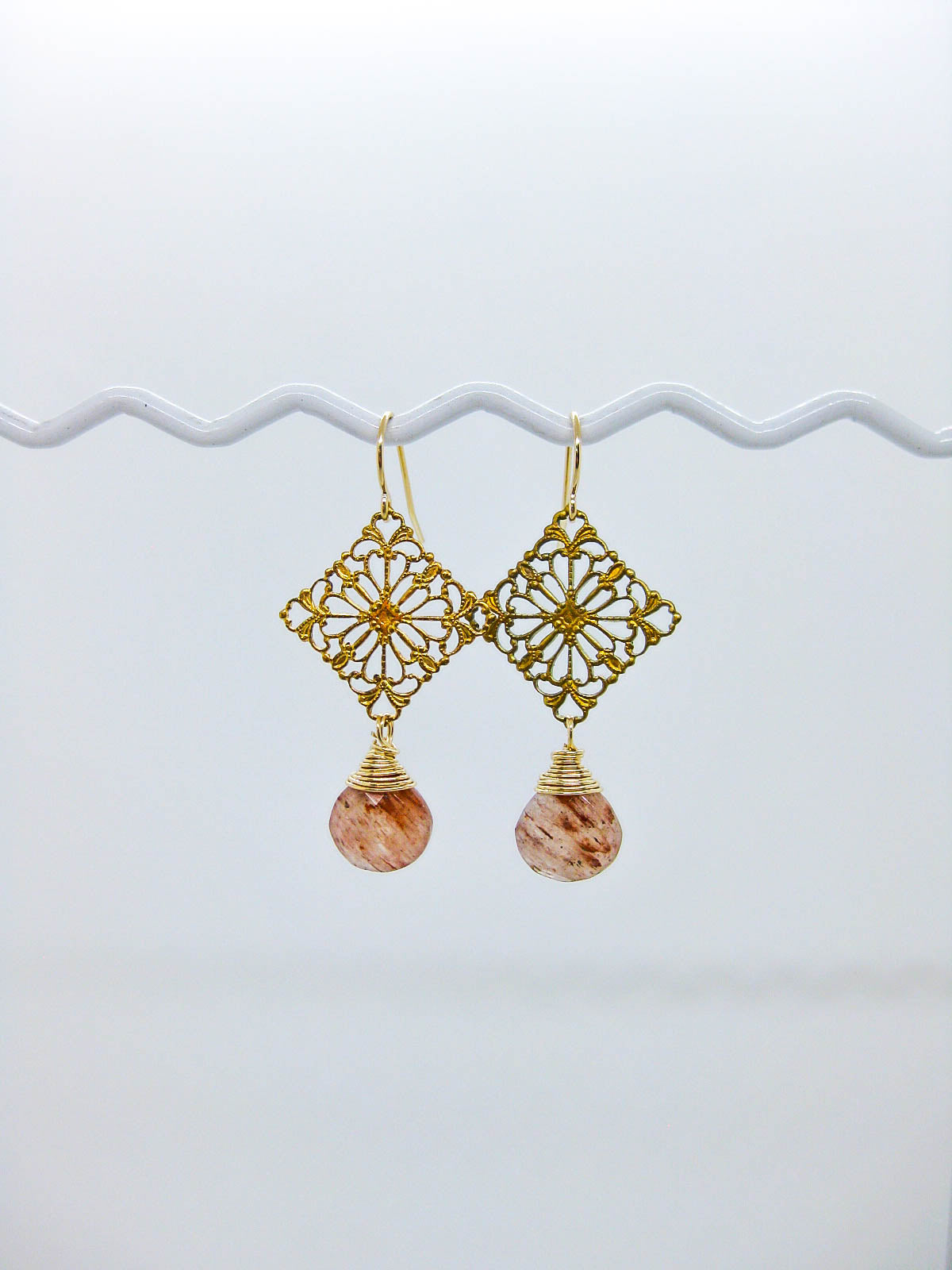 Lotus: Sunstone Earrings - e669