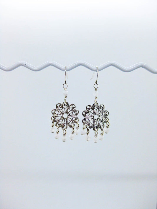 Willow: Moonstone Earrings - e672