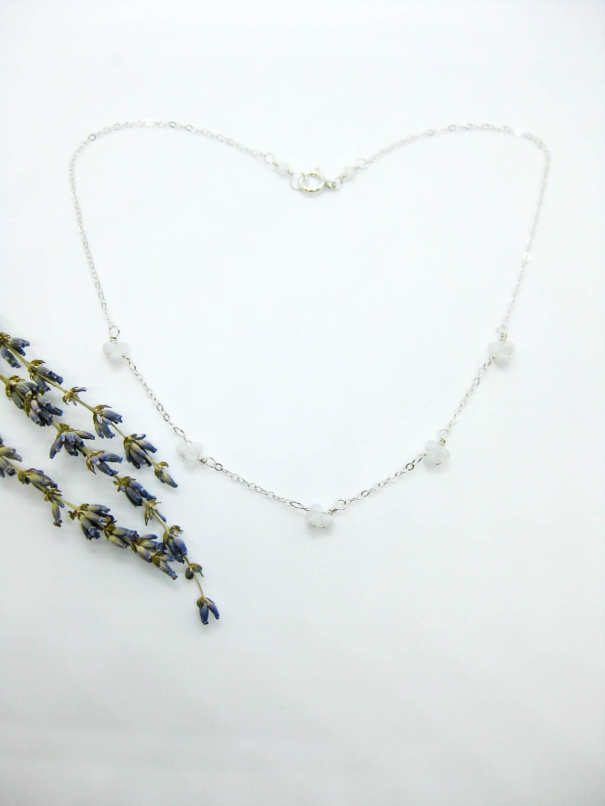 Hyacinth: Moonstone Choker - n568