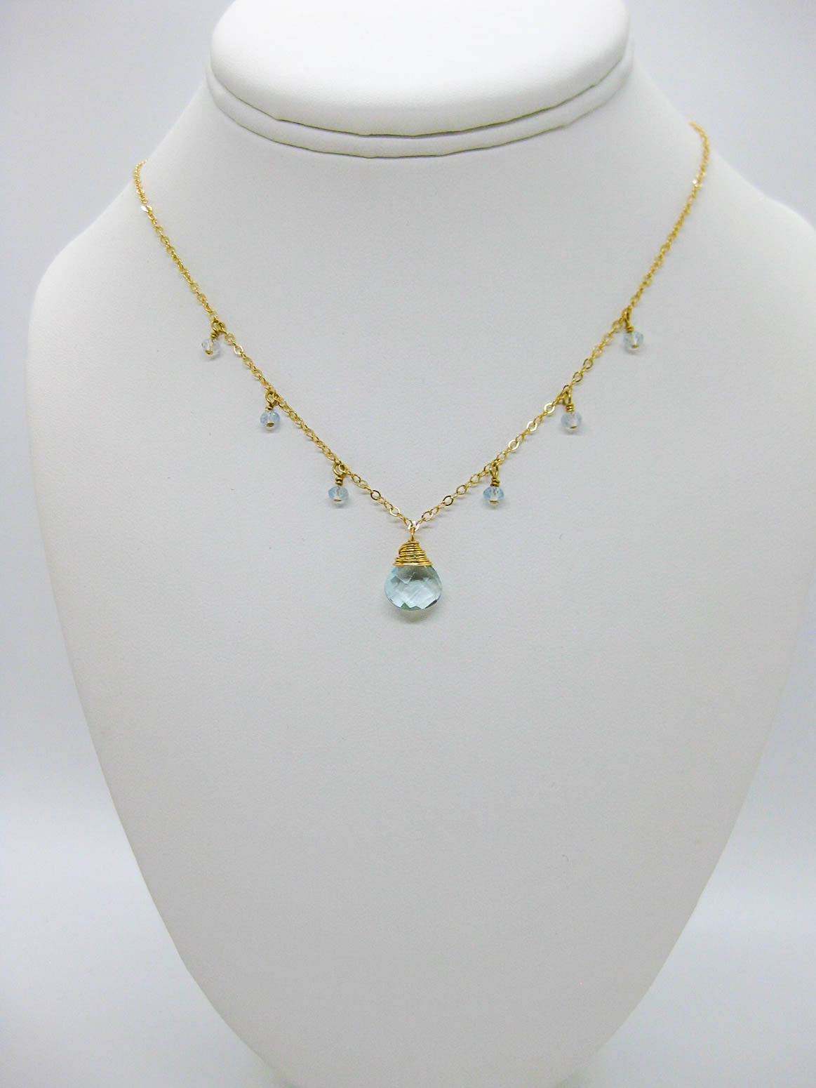 Chamomile: Aquamarine Necklace - n573