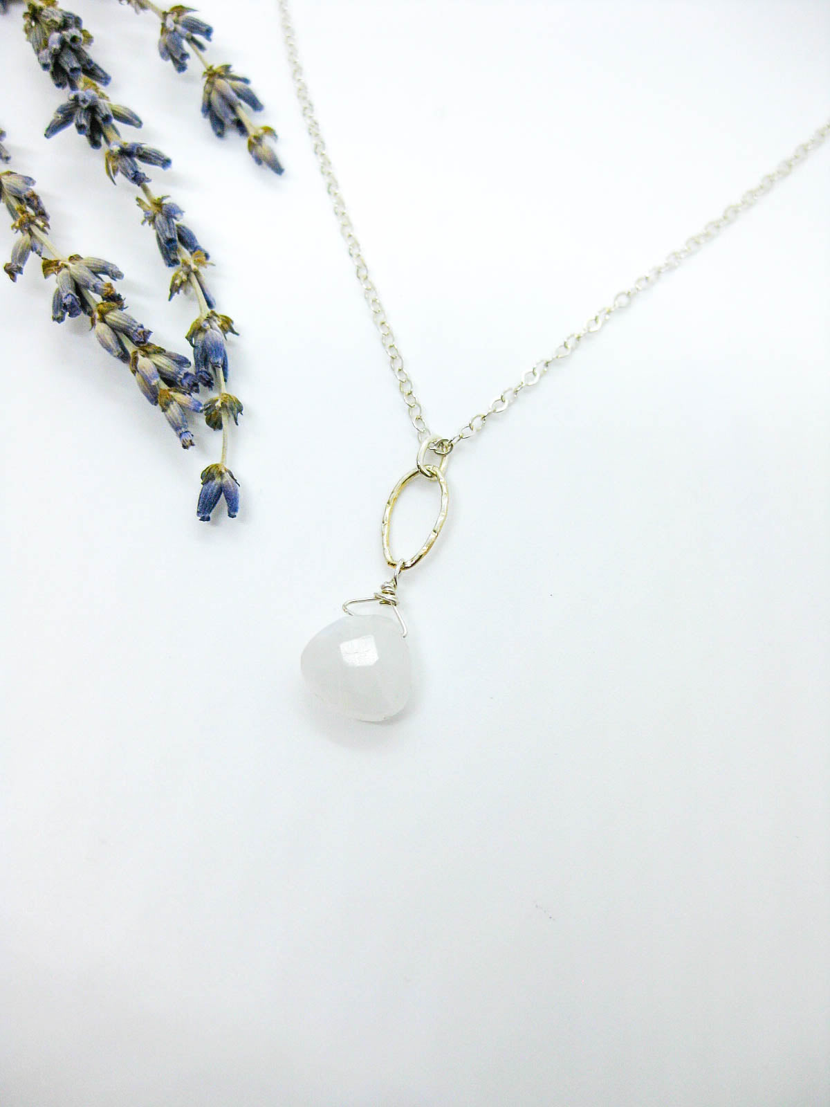 Chrysanthe: Moonstone Necklace - n575