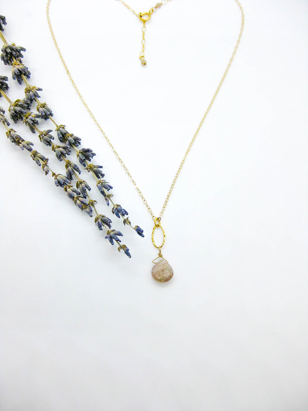 Chrysanthe: Peach Moonstone Necklace - n579