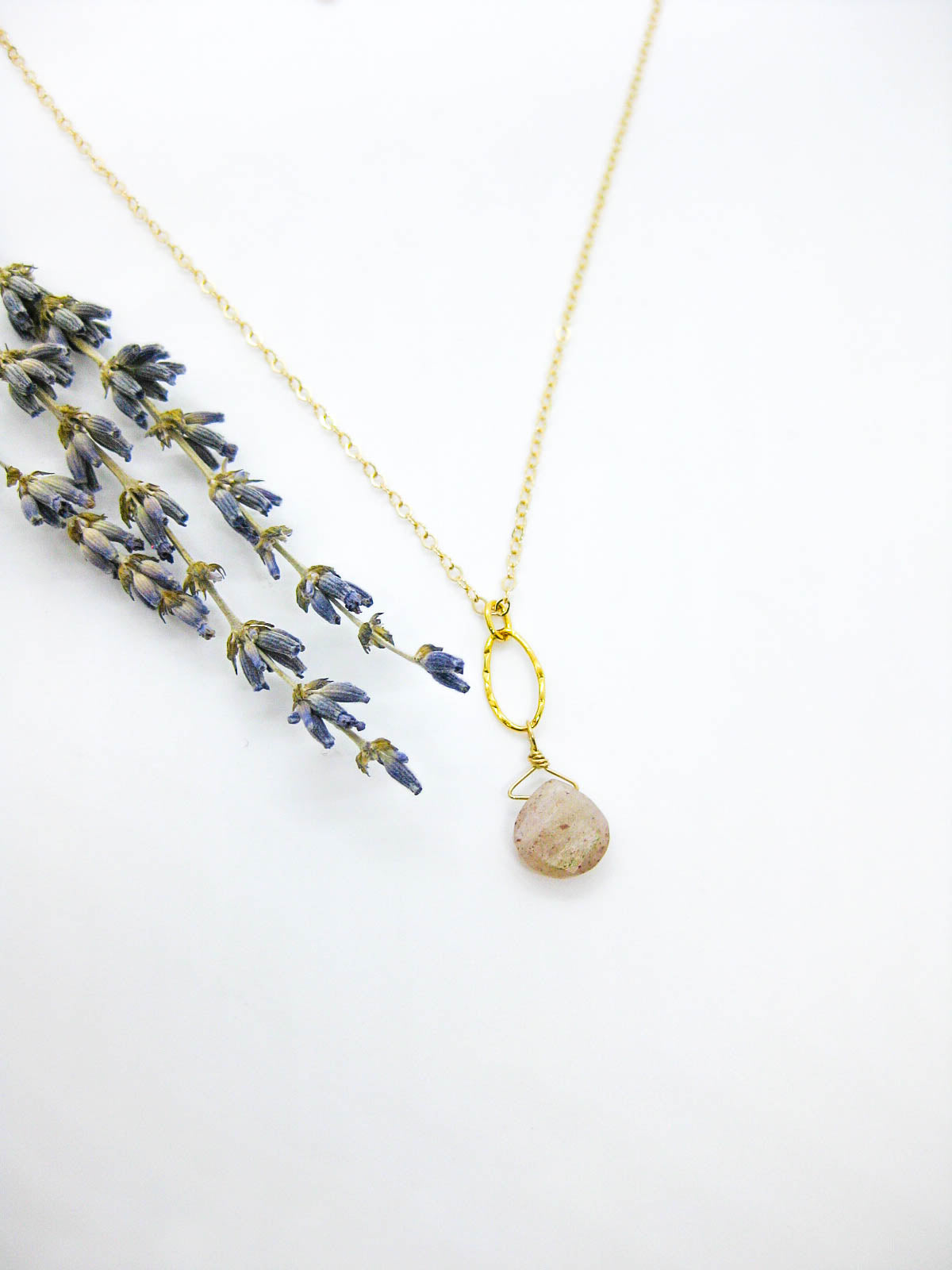 Chrysanthe: Peach Moonstone Necklace - n579