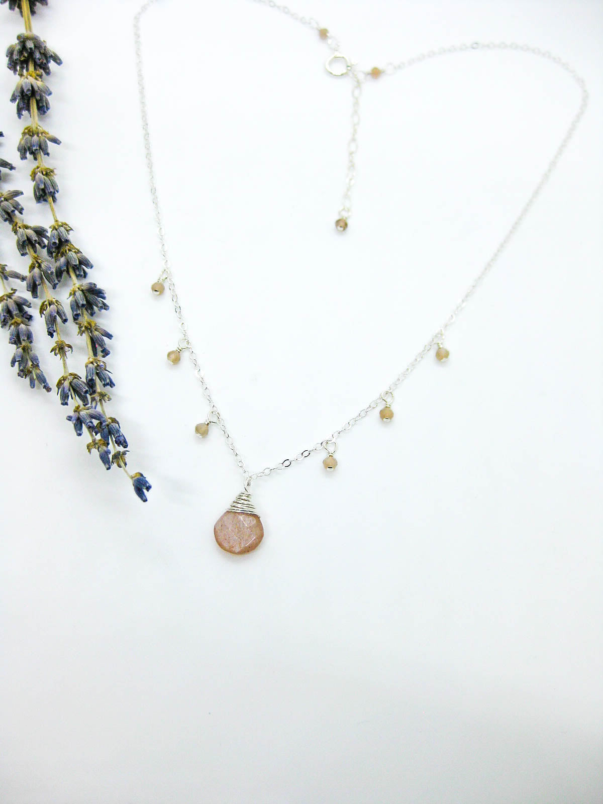 Chamomile: Peach Moonstone Necklace - n581