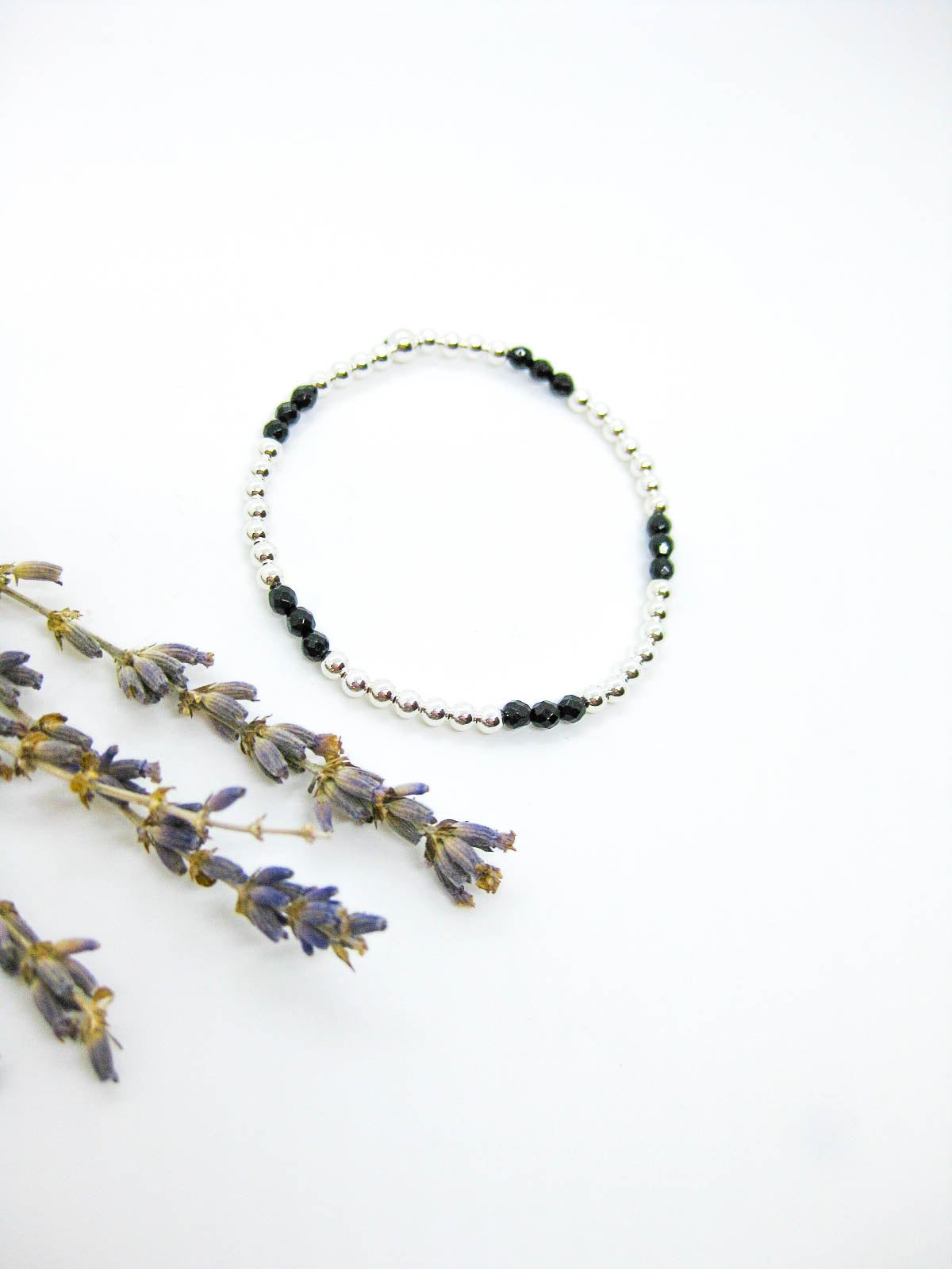 Juniper: Onyx Stretch Bracelet