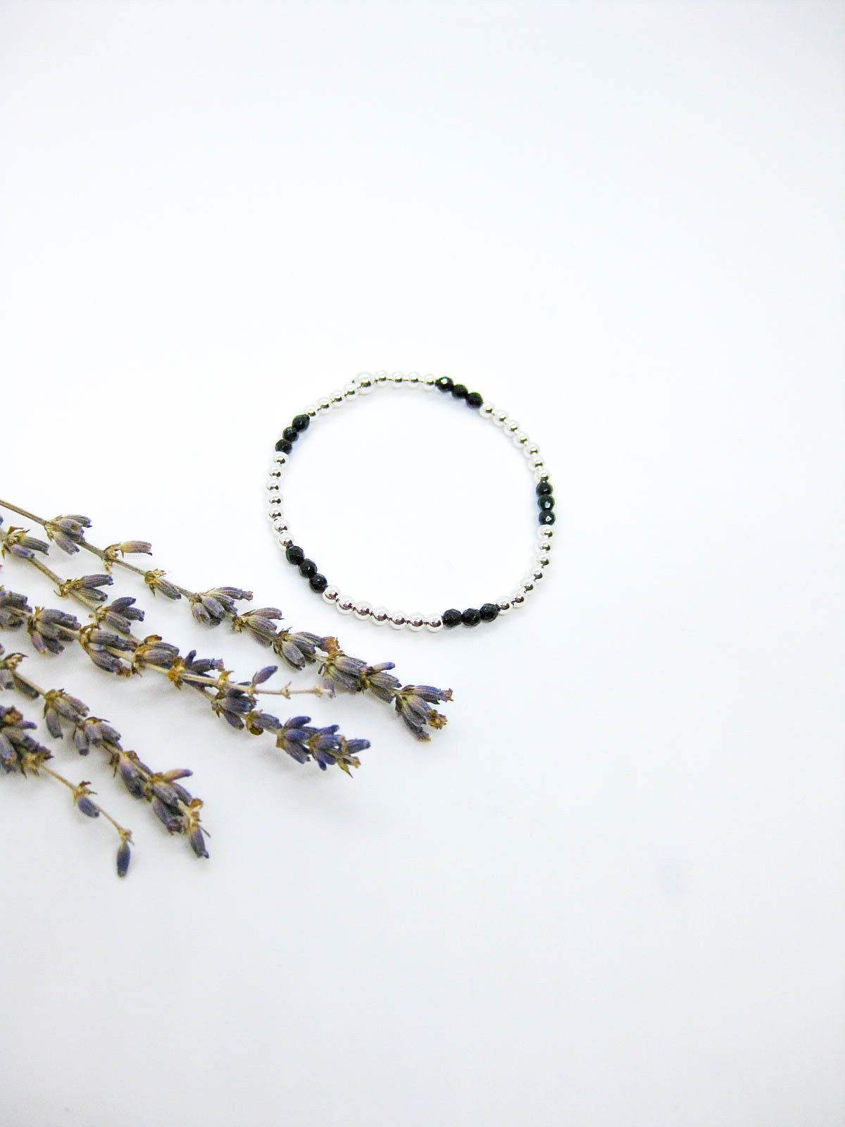 Juniper: Onyx Stretch Bracelet