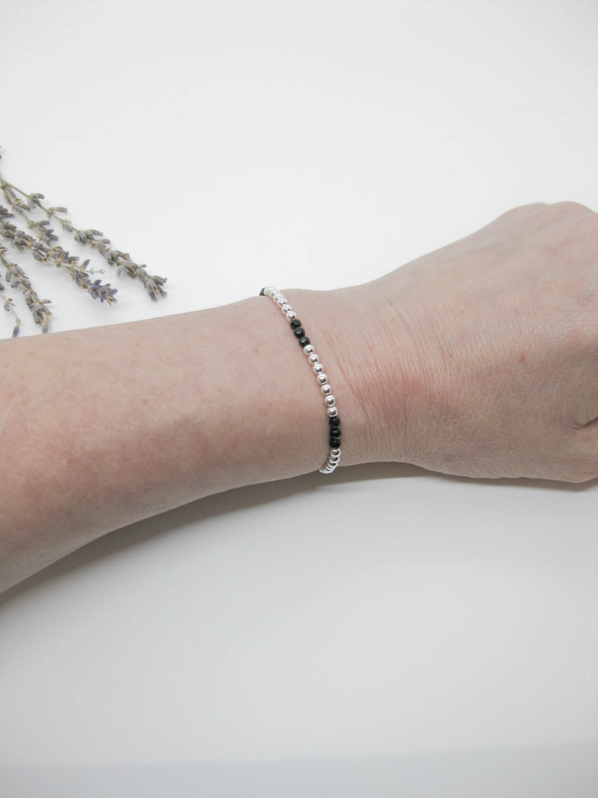 Juniper: Onyx Stretch Bracelet